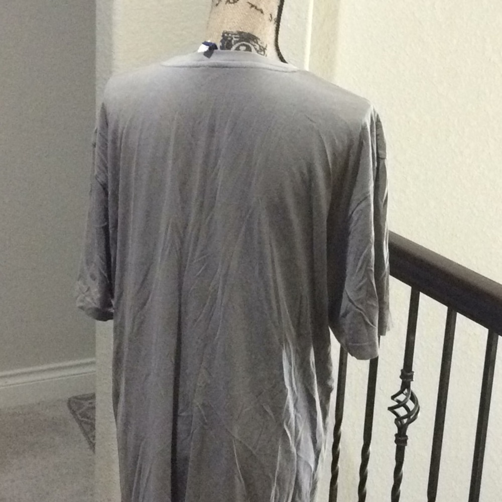 H&M Long T - Picture 3 of 5